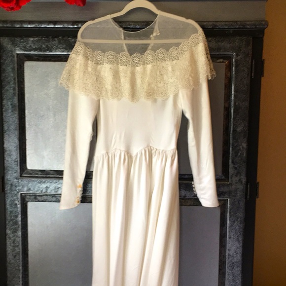 Vintage Dresses & Skirts - Vintage Satin Wedding Dress